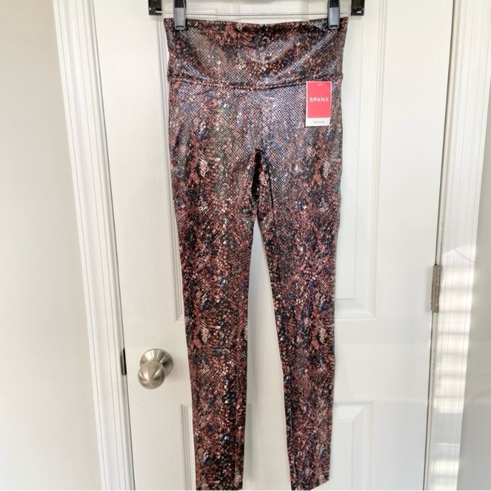 SPANX FAUX LEATHER SNAKE SHINE LEGGINGS NEW Size Small